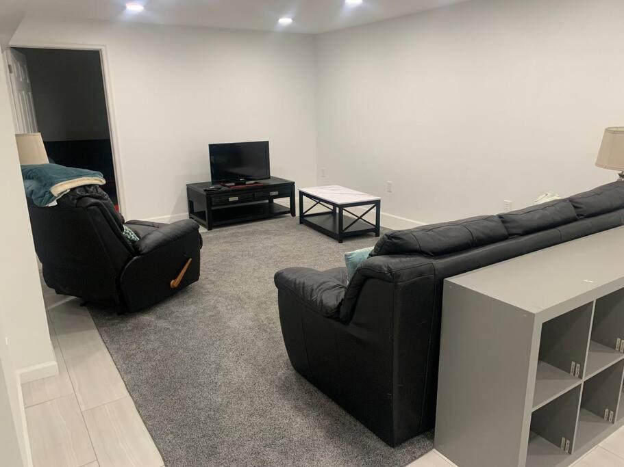 2 Bedroom Apartment- Close To Hershey Park, Hollywood Casino And Downtown HarrisburgHarrisburg  Kültér fotó