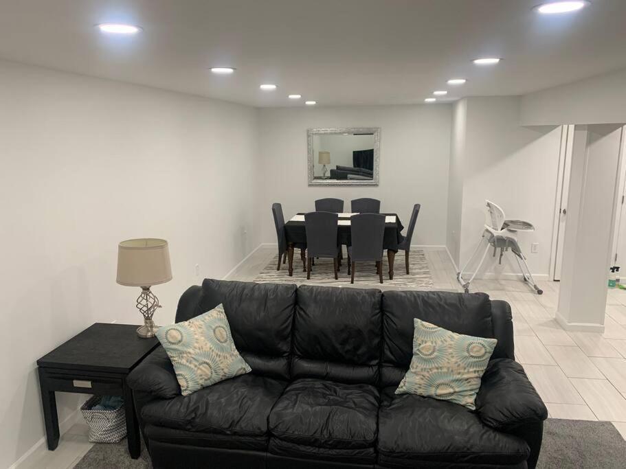 2 Bedroom Apartment- Close To Hershey Park, Hollywood Casino And Downtown HarrisburgHarrisburg  Kültér fotó